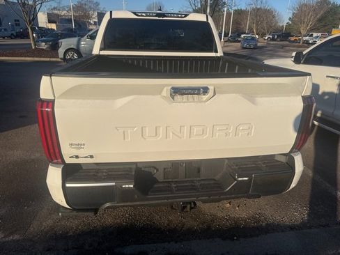 Used 2025 Toyota Tundra Limited image 12