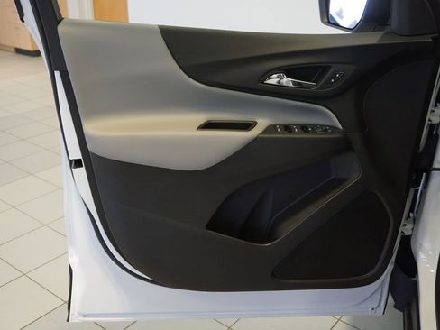 Certified 2024 Chevrolet Equinox LS w/ LS Convenience Package image 22