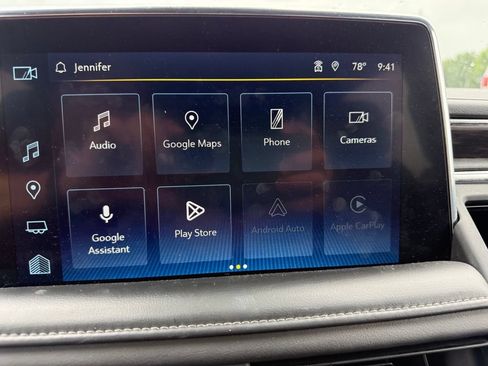 Used 2023 Chevrolet Suburban LT AWD/4WD image 10