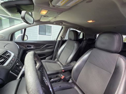 Used 2014 Buick Encore FWD image 34