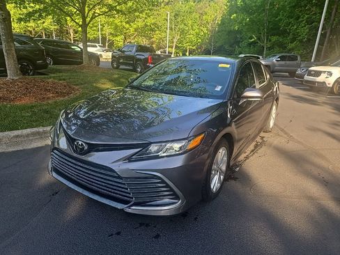 Used 2024 Toyota Camry LE w/ Convenience Package FWD image 14