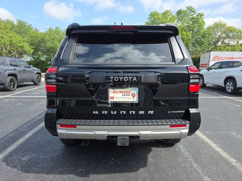 New 2026 Toyota 4Runner Limited AWD/4WD image 10