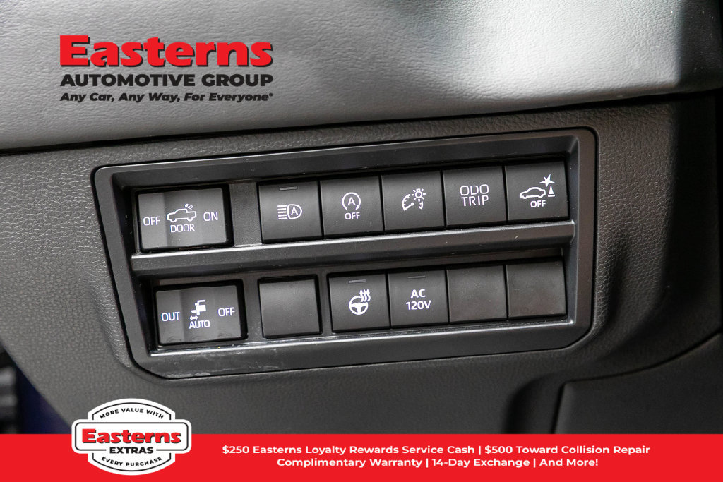 Used 2023 Toyota Tundra Platinum AWD/4WD image 23