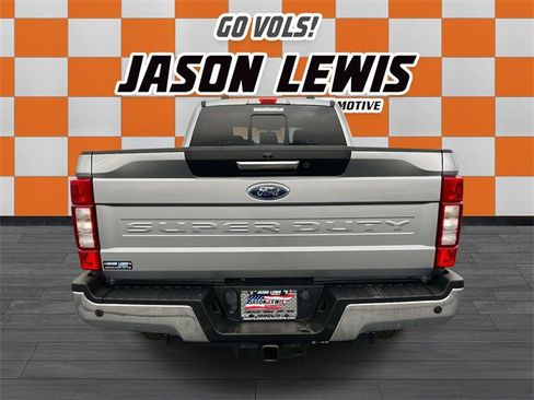 Used 2020 Ford F250 Lariat w/ Chrome Package image 5