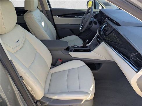 Used 2025 Cadillac XT6 Premium Luxury w/ LPO, Floor Liner Package image 23