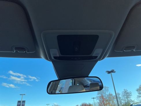 Used 2023 Honda Civic EX image 29