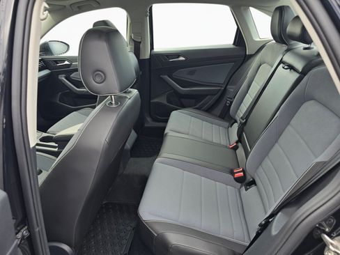 New 2026 Volkswagen Jetta SE FWD image 36
