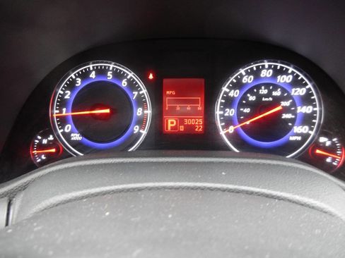 Used 2007 INFINITI G35 Journey w/ Performance Tire & Wheel Pkg image 42