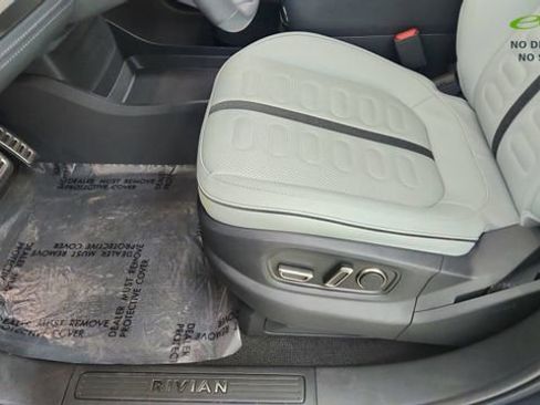 Used 2024 Rivian R1S Adventure AWD/4WD image 34