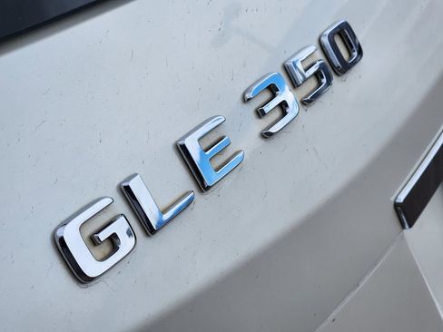 Used 2018 Mercedes-Benz GLE 350 4MATIC image 11