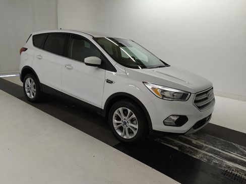 Used 2019 Ford Escape SE AWD/4WD image 11