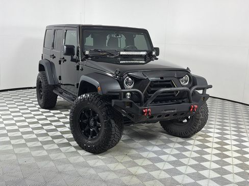 Used 2017 Jeep Wrangler Unlimited Sport w/ Quick Order Package 24S AWD/4WD image 2