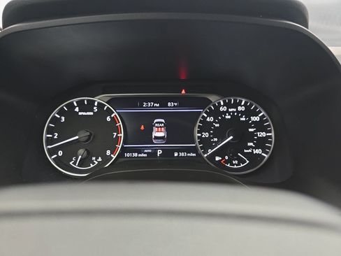 Used 2025 Nissan Rogue S AWD/4WD image 16