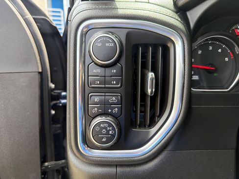 Used 2022 Chevrolet Silverado 2500 LTZ AWD/4WD image 18