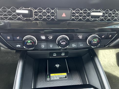 Used 2024 Honda Accord Touring image 18