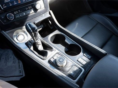 Used 2023 Nissan Maxima SV w/ Floor Mat Group image 13