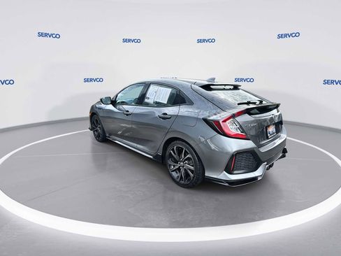 Used 2018 Honda Civic Sport image 6