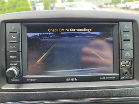 Used 2019 Dodge Grand Caravan SXT FWD image 16