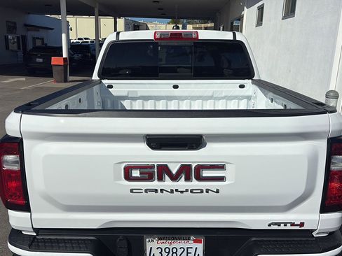 Used 2025 GMC Canyon AT4 w/ AT4 Premium Package image 6