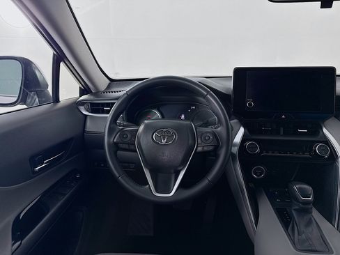 Certified 2024 Toyota Venza LE AWD/4WD image 20