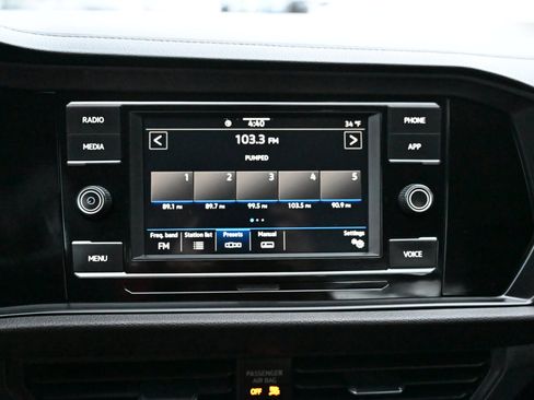 Used 2022 Volkswagen Jetta S image 22