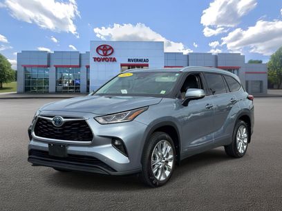 Used 2023 Toyota Highlander Limited