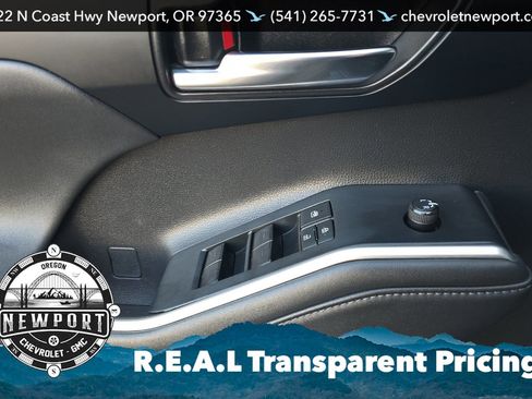 Used 2022 Toyota Highlander XLE image 11