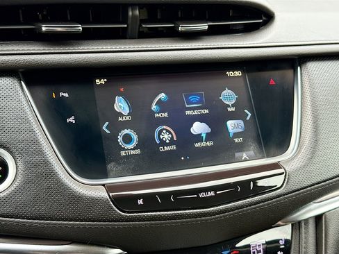 Used 2019 Cadillac XT5 Premium Luxury w/ LPO, Radiant Package image 14