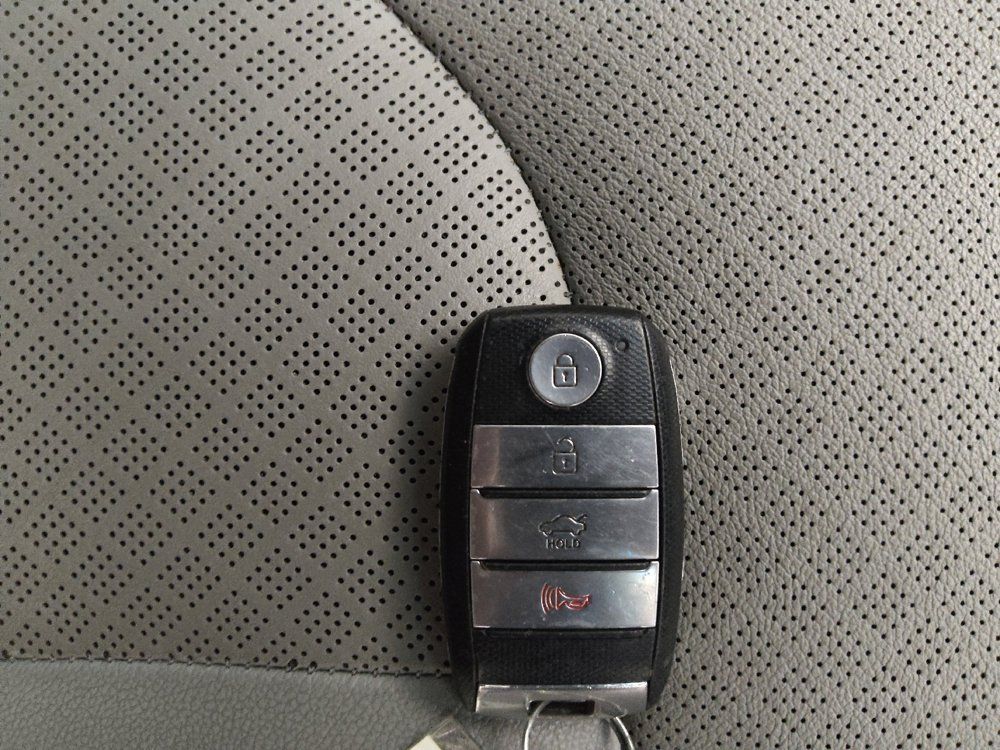 Used 2016 Kia Optima EX w/ Premium Package FWD image 32