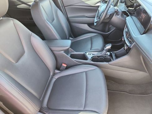 Used 2024 Buick Encore GX Sport Touring image 15