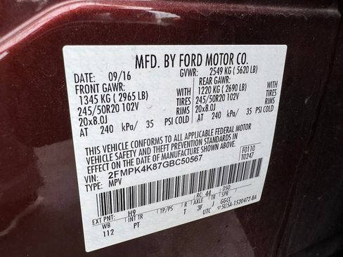 Used 2016 Ford Edge Titanium w/ Equipment Group 301A AWD/4WD image 30