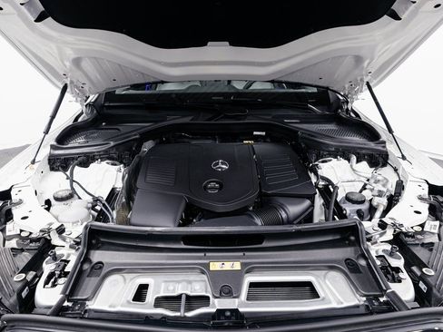Certified 2026 Mercedes-Benz GLC 300 4MATIC image 36