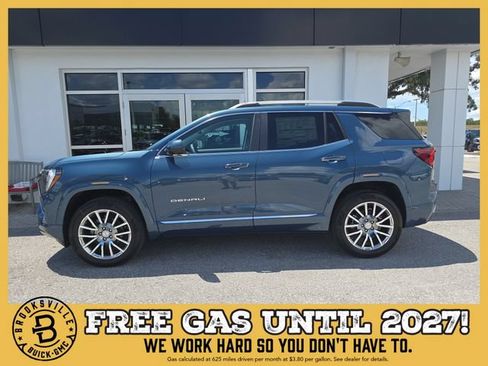 New 2027 GMC Terrain Denali w/ LPO, Floor Liner Package AWD/4WD image 4