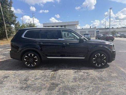 Used 2023 Kia Telluride SX FWD image 4