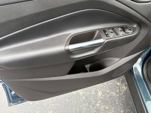 Used 2019 Ford Escape SEL AWD/4WD image 12