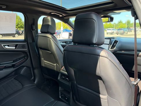 Used 2024 Ford Edge ST-Line w/ Cargo Accessory Package AWD/4WD image 32