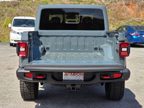New 2026 Jeep Gladiator Rubicon AWD/4WD image 13