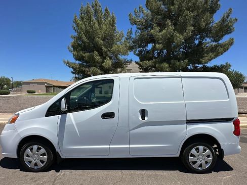 Used 2021 Nissan NV200 SV FWD image 1