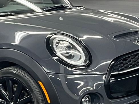 Used 2021 MINI Cooper S w/ Premium Package image 37