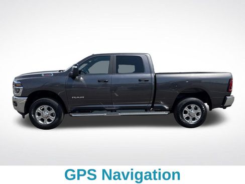 Used 2026 RAM 2500 Big Horn AWD/4WD image 2