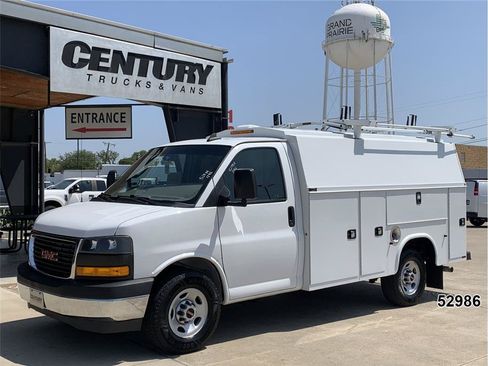 Used 2021 GMC Savana 3500 w/ Power Convenience Package RWD image 1