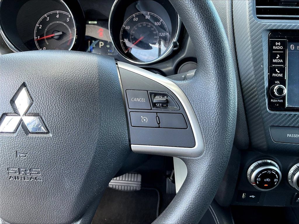Used 2024 Mitsubishi Outlander Sport AWD image 13