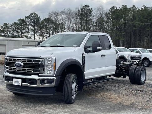 New 2026 Ford F450 XL w/ XL Chrome Package image 24