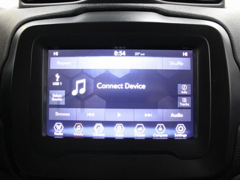 Used 2020 Jeep Renegade Latitude image 44