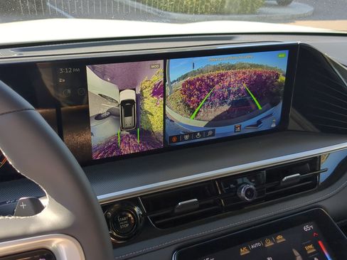 New 2026 INFINITI QX80 Luxe w/ Cargo Package image 19