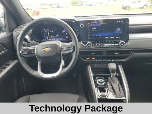 New 2025 Chevrolet Colorado LT w/ LT Convenience Package AWD/4WD image 4