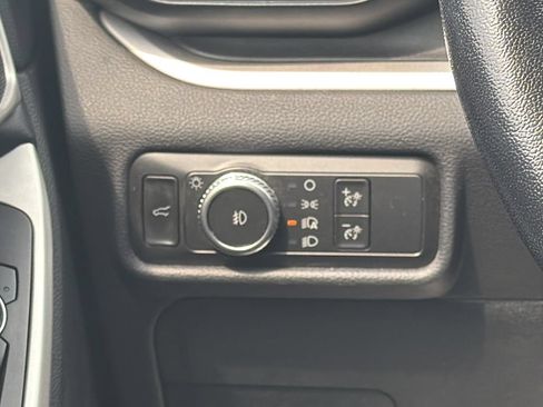 Used 2020 Ford Explorer XLT w/ Equipment Group 202A AWD/4WD image 20