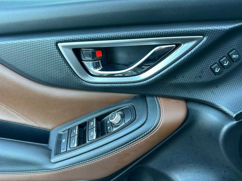 Used 2023 Subaru Forester Touring image 11