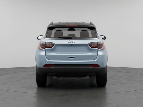 Used 2025 Jeep Compass Limited AWD/4WD image 7