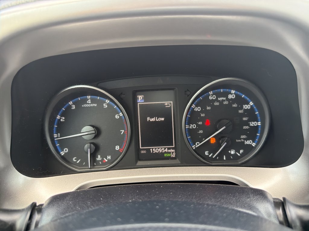 Used 2018 Toyota RAV4 XLE FWD image 33